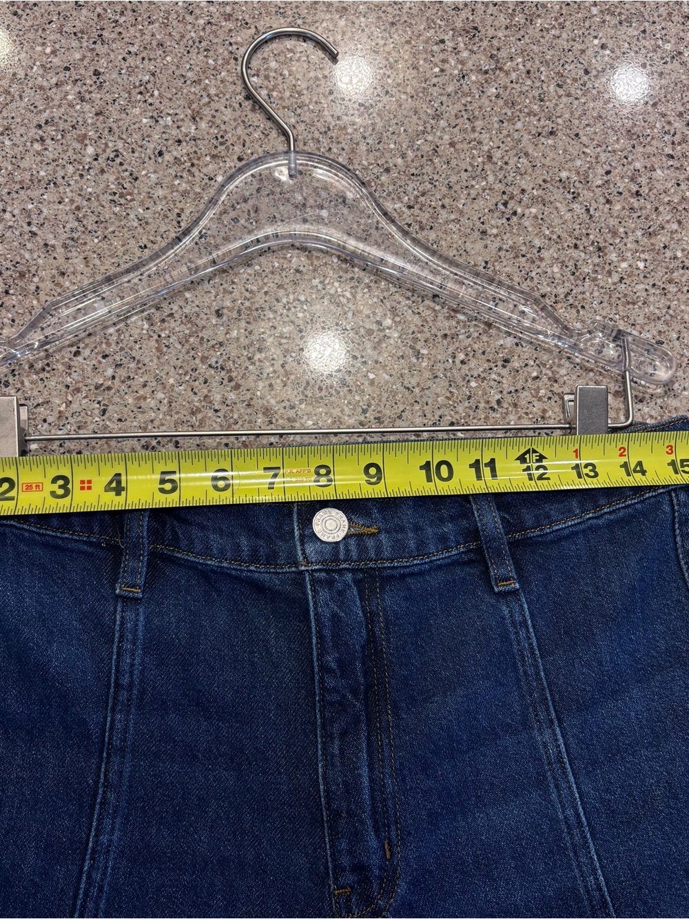 Frame Denim Indigo High-Rise Jeans with Contrast Stitching like new Size 29